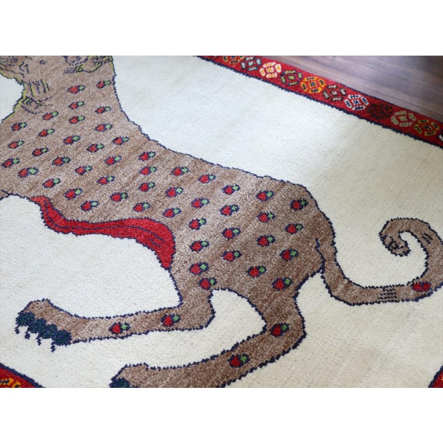 ライオンラグ オールドギャッベ トライバルラグ Lion Gabbeh, 123x86cm 赤いヒョウ　ナチュラルアイボリー |  | 03