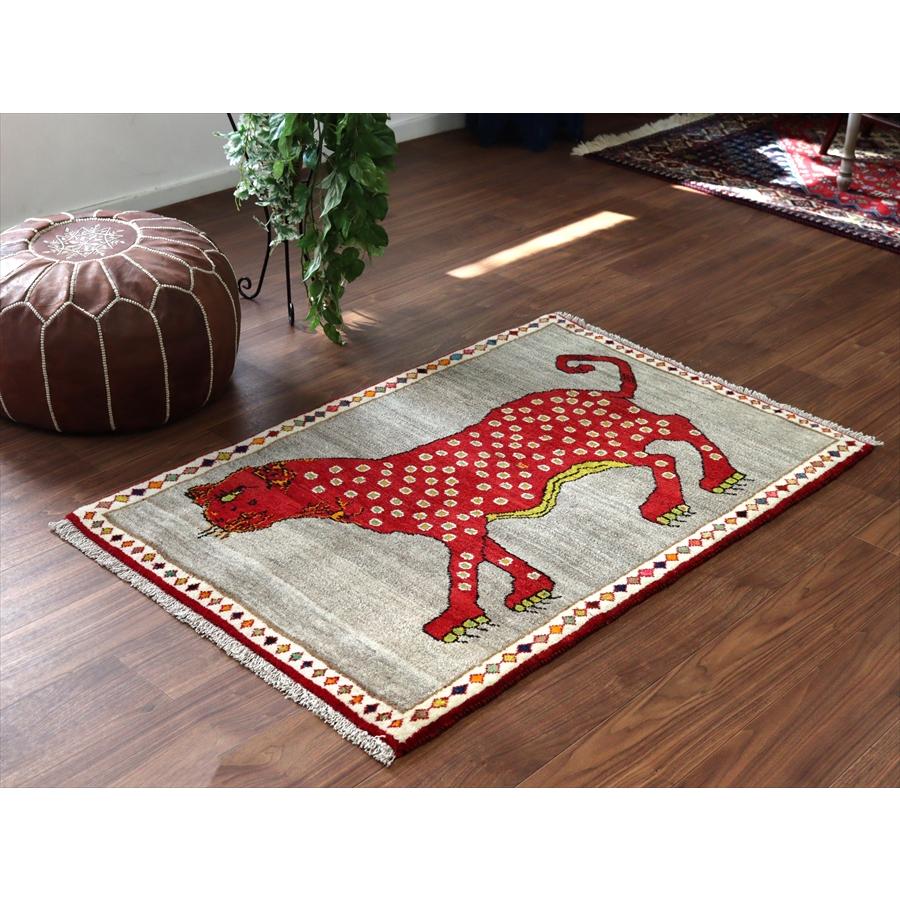 オールドギャッベ　ライオンギャベ 128x85cm 赤いメスライオン（ヒョウ） |  | 01