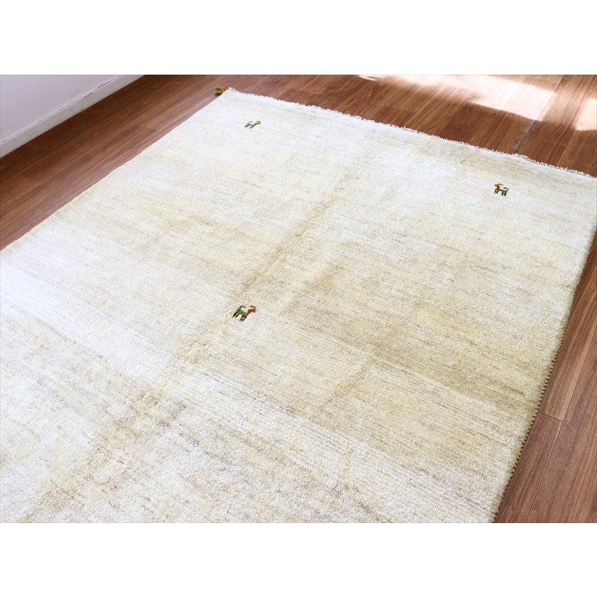 ギャッベ Gabbeh ナチュラルアイボリー 230×170cm イラン産 動物モチーフ |  | 02