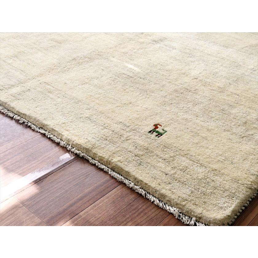 ギャッベ Gabbeh ナチュラルアイボリー 230×170cm イラン産 動物モチーフ |  | 05