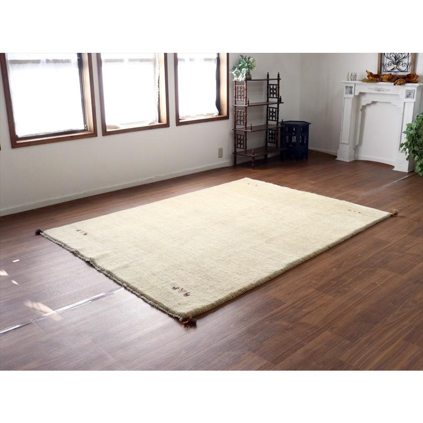 ギャッベ Gabbeh ナチュラルアイボリー 237×173cm イラン産 四隅に動物と生命の樹 |  | 01