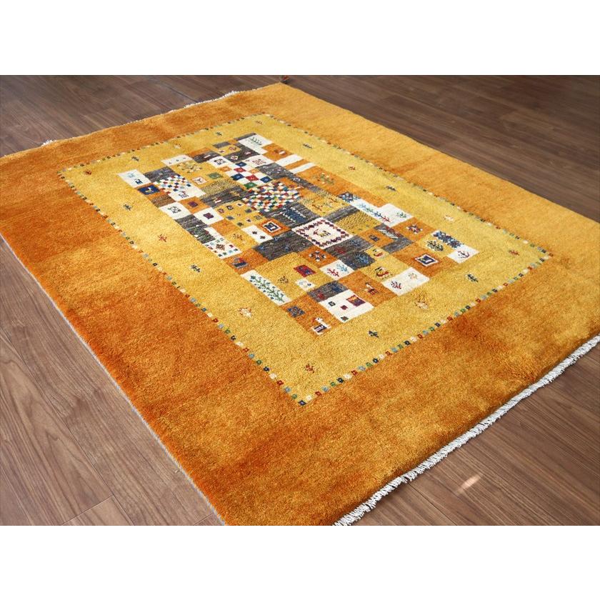 ギャッベ Gabbeh イエローオレンジ 193×150cm イラン産 カラフルタイルに動物と生命の樹 |  | 04