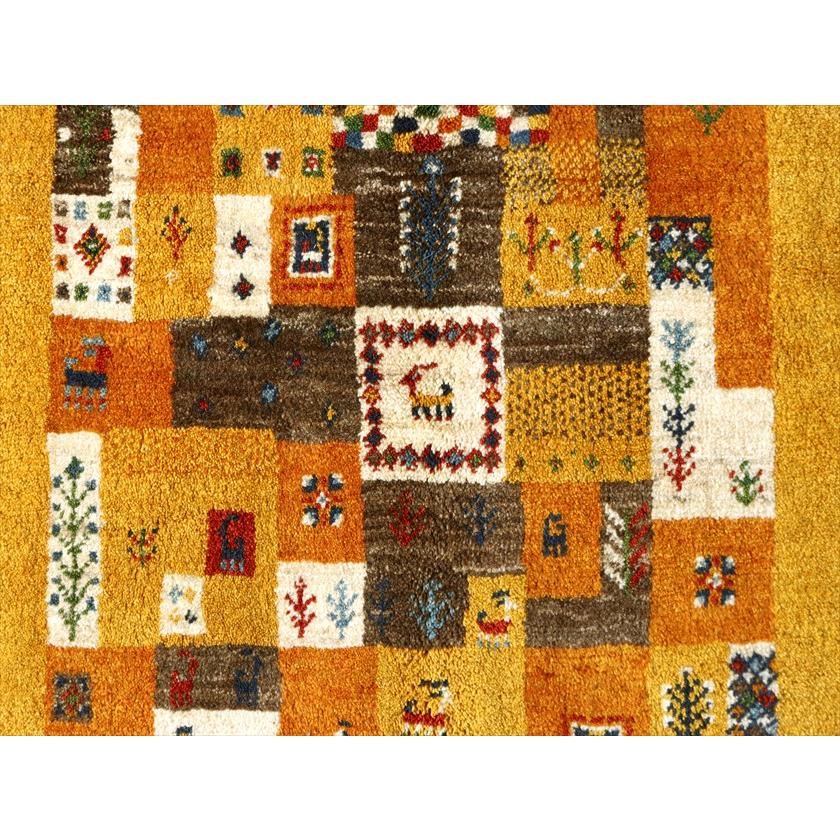 ギャッベ Gabbeh イエローオレンジ 193×150cm イラン産 カラフルタイルに動物と生命の樹 |  | 05