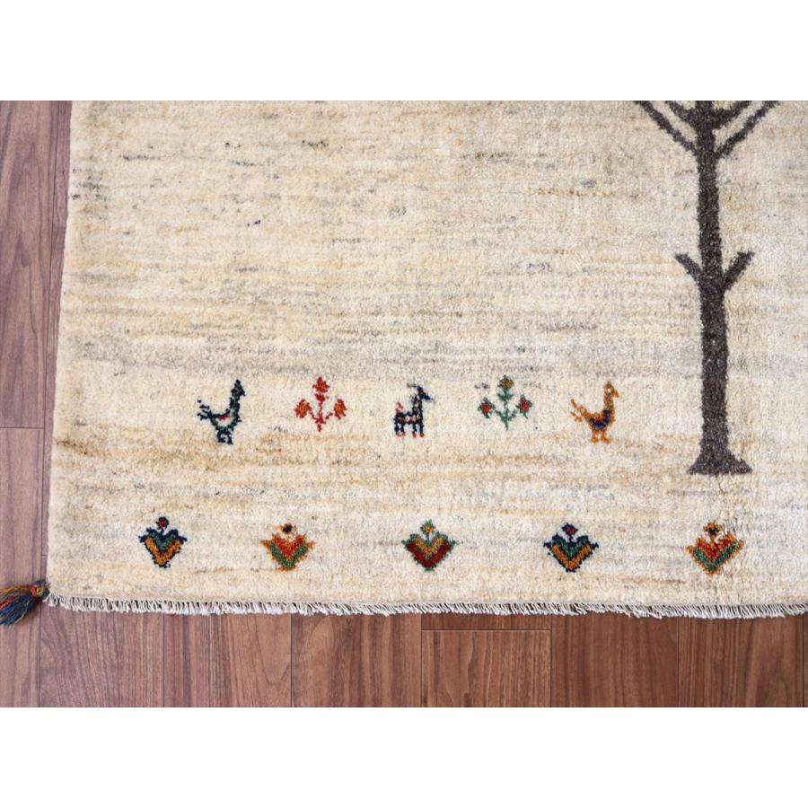 ギャッベ Gabbeh ナチュラルアイボリー 198×160cm イラン産 ザクロの樹と鳥と動物 |  | 08