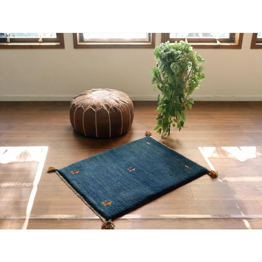 ギャッベ イラン産手織りラグ 85x64cm シンプルモチーフ ブルー |  | 01