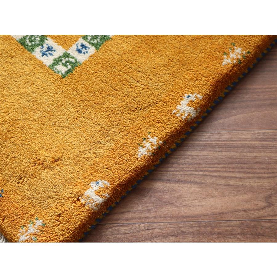 ギャッベ イラン産手織りラグ 88x62cm 動物と植物のタイル イエロー |  | 03