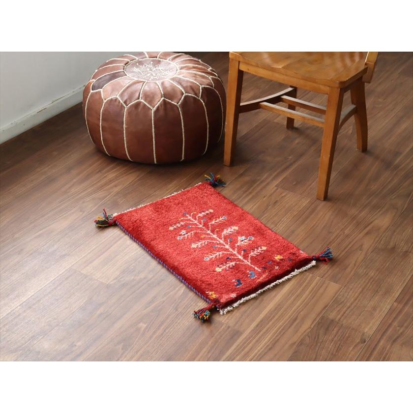 ギャッベ ミニギャベ イラン産 59×40cm レッド 生命の樹と動物 |  | 01