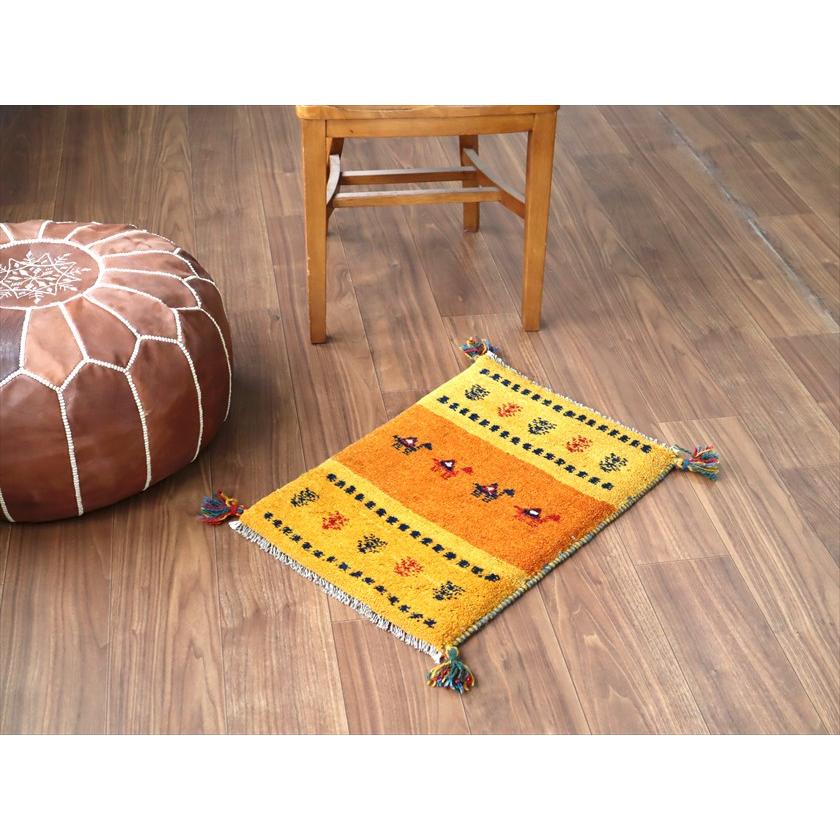 ギャッベ ミニギャベ イラン産 60×42cm イエローオレンジ ラクダと生命の樹 |  | 01