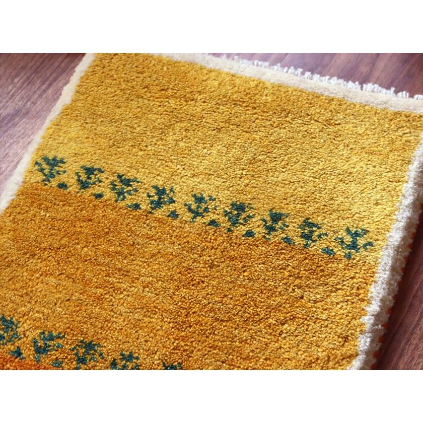 ギャッベ ミニギャベ イラン産 58×39cm イエローオレンジ 動物と生命の樹 |  | 02