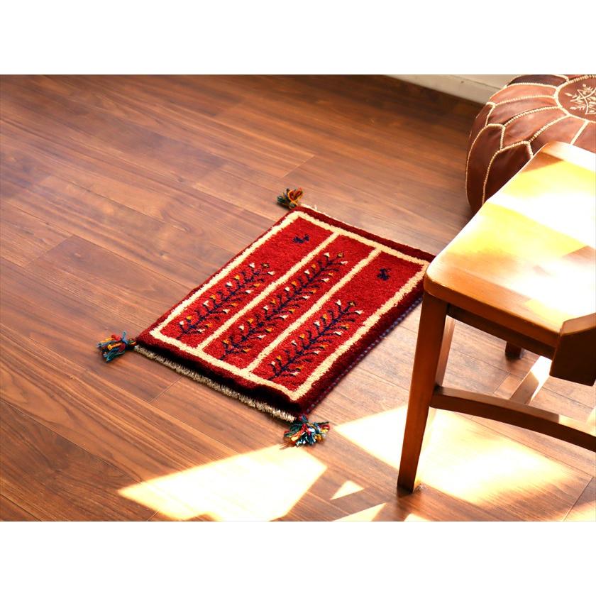 ギャッベ ミニギャベ イラン産 58×42cm レッド 連なる生命の樹と動物 |  | 01