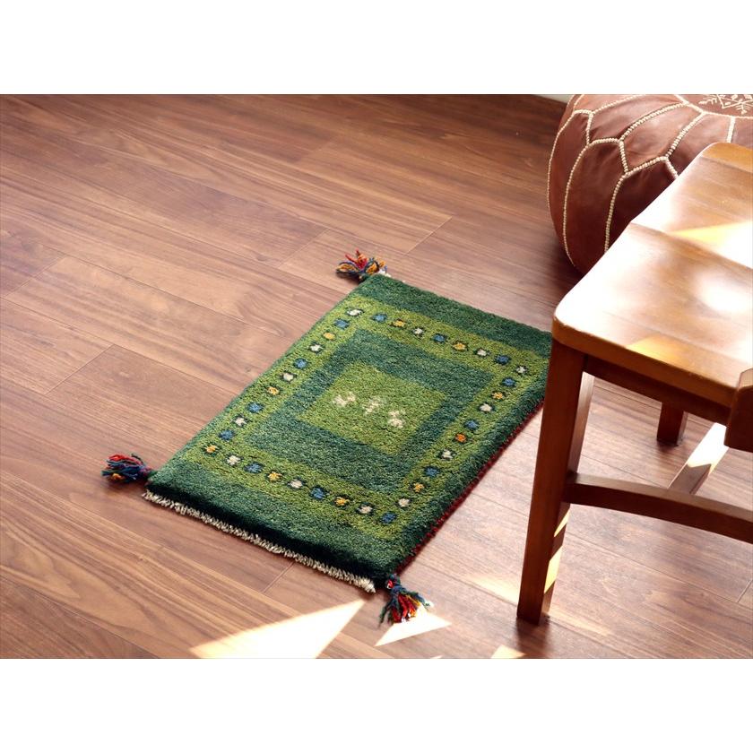 ギャッベ ミニギャベ イラン産 60×39cm グリーン カラフルタイルと動物と生命の樹 |  | 01