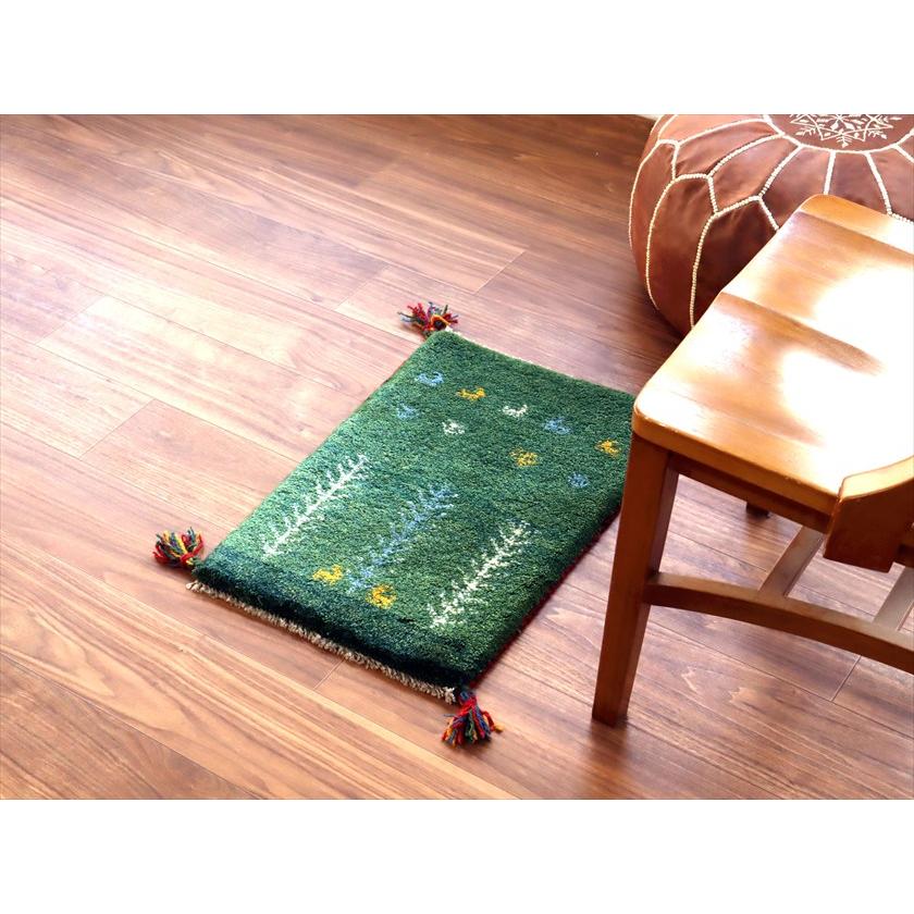 ギャッベ ミニギャベ イラン産 58×41cm グリーン 連なる生命の樹と動物 |  | 01