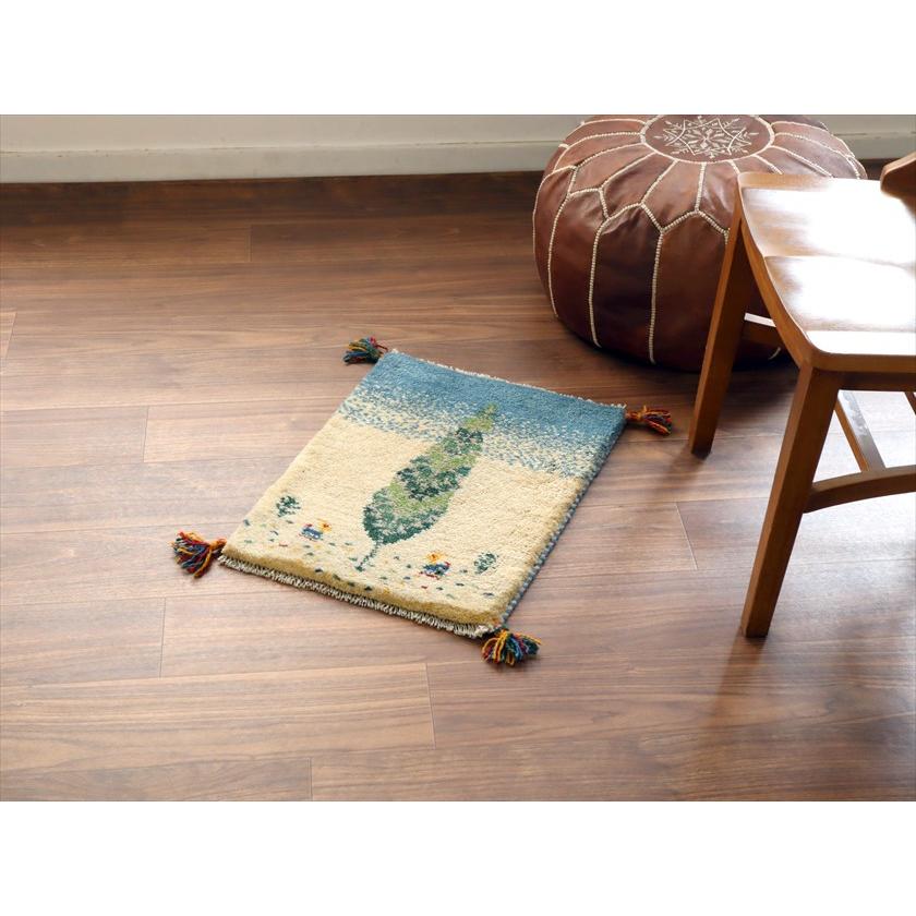 ギャッベ ミニギャベ イラン産 56×42cm ナチュラルアイボリー＆ブルー 糸杉と動物 |  | 01