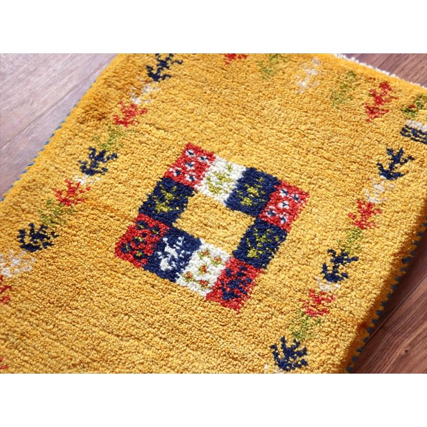 ギャッベ ミニギャベ イラン産 58×42cm イエロー 連なる生命の樹と動物 |  | 02