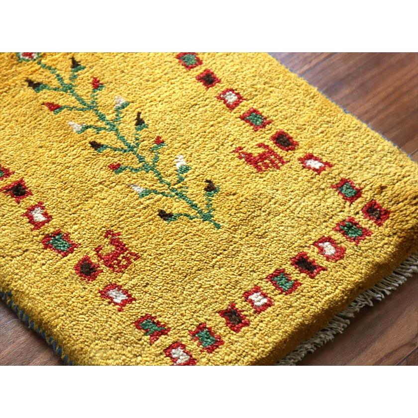 ギャッベ ミニギャベ イラン産 60×40cm イエロー 連なる生命の樹と動物 |  | 03