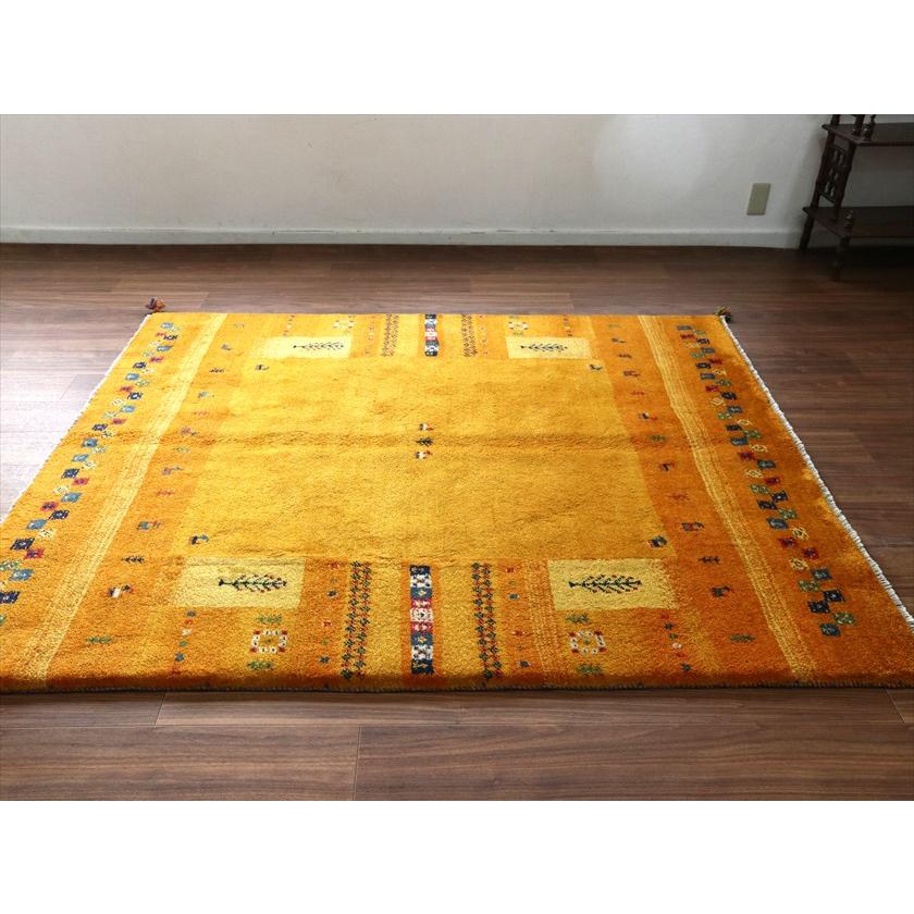 ギャッベ Gabbeh イエローオレンジ  183×155cm イラン産 カラフルな動物を生命の樹 |  | 10