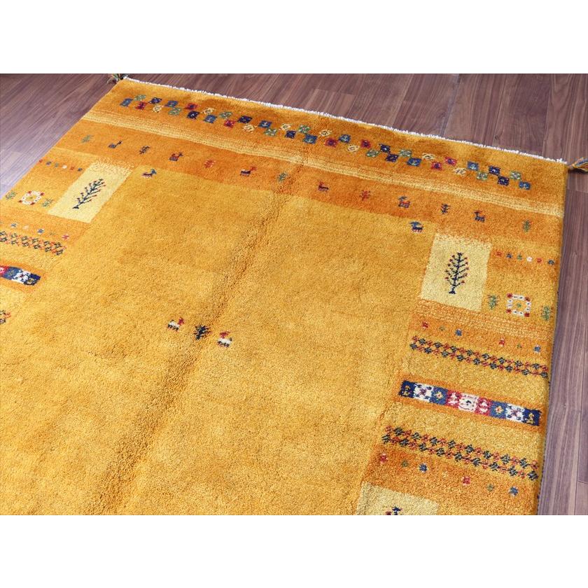 ギャッベ Gabbeh イエローオレンジ  183×155cm イラン産 カラフルな動物を生命の樹 |  | 02