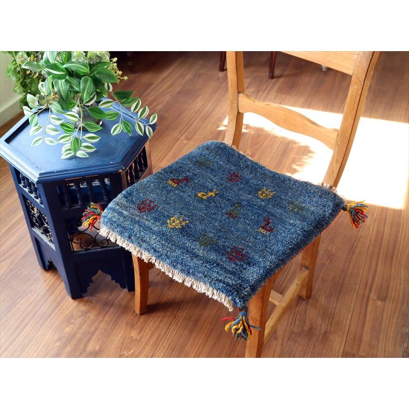 ギャッベ イラン産手織り 座布団サイズ 42×44cm ブルー 動物と生命の樹 |  | 01