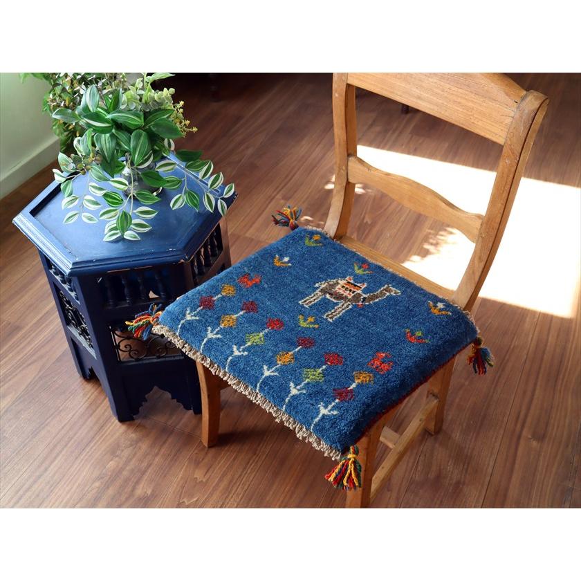 ギャッベ イラン産手織り 座布団サイズ 38×44cm ブルー ラクダと動物と