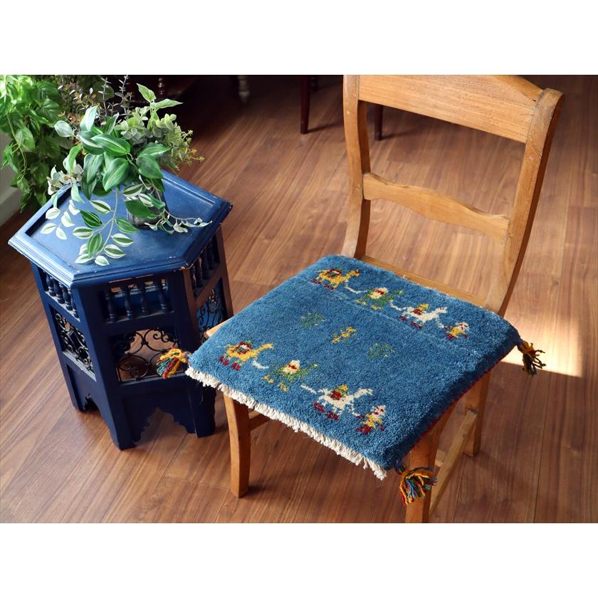 ギャッベ イラン産手織り 座布団サイズ 41×42cm ブルー ラクダのキャラバン 生命の樹 |  | 01