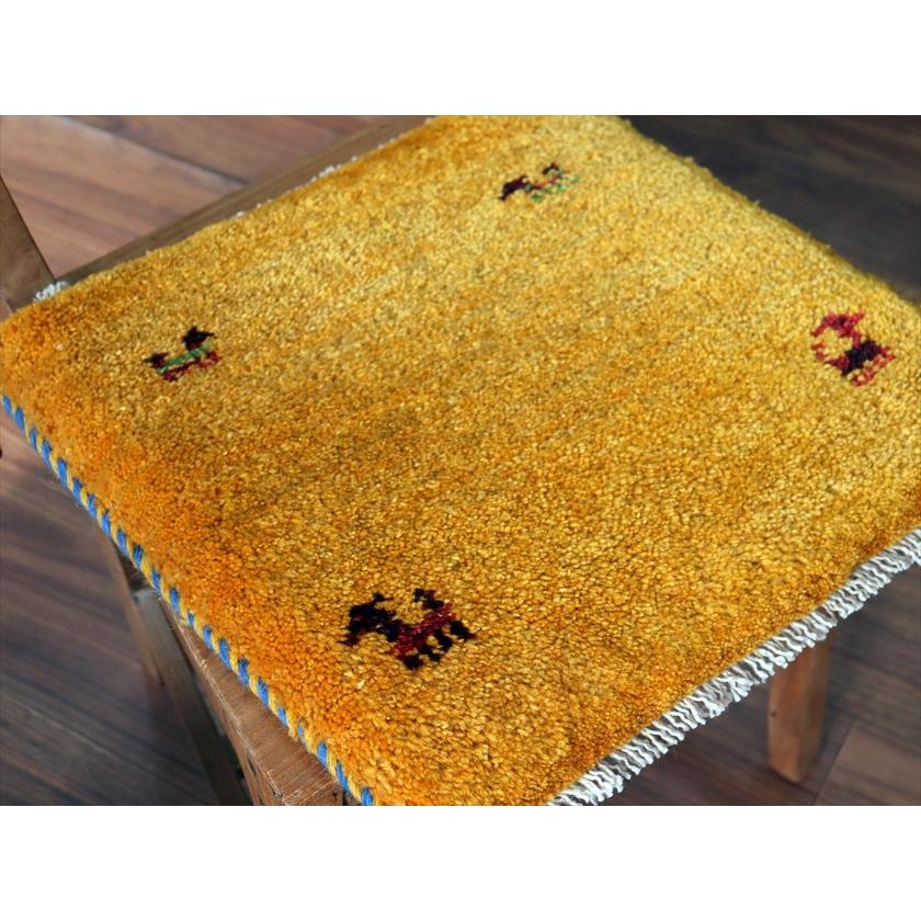 ギャッベ イラン産手織り 座布団サイズ 40×40cm イエローオレンジ 動物モチーフ |  | 02