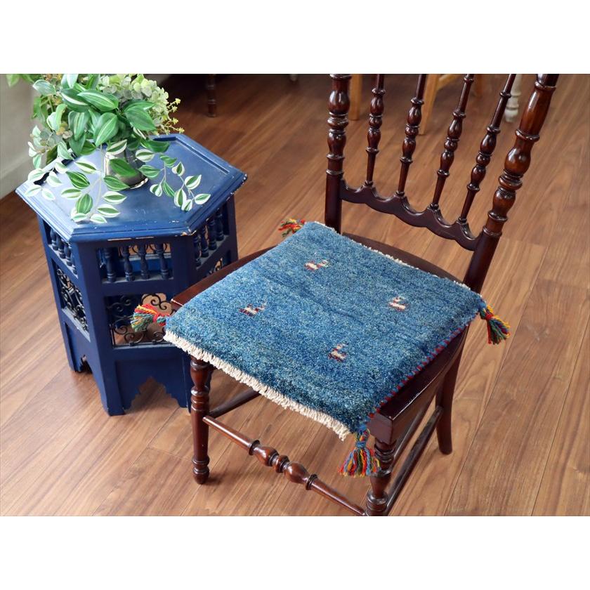 ギャッベ イラン産手織り 座布団サイズ 39×39cm ブルー 動物モチーフ |  | 01