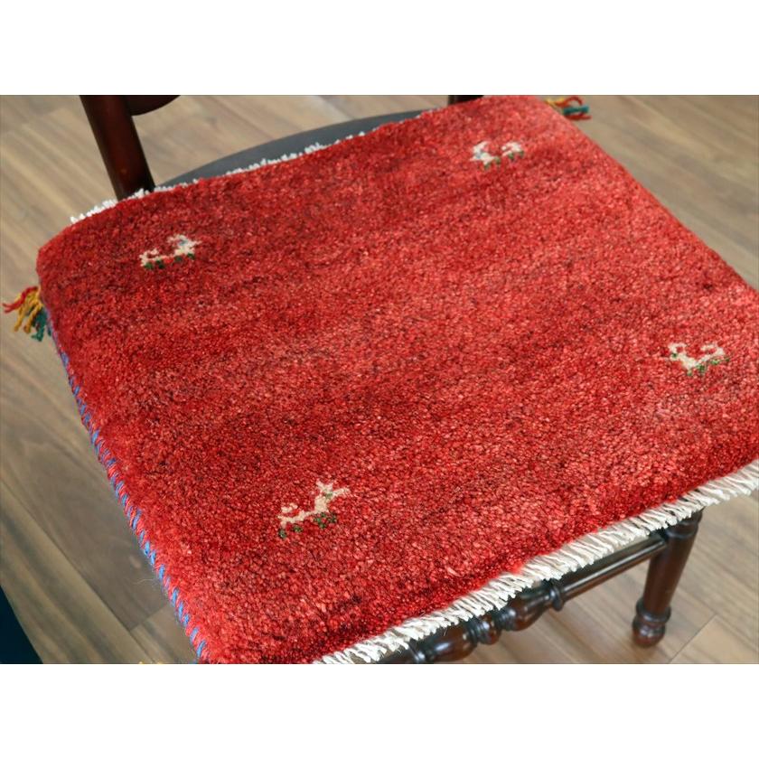ギャッベ イラン産手織り 座布団サイズ 41×46cm レッド 動物モチーフ |  | 02