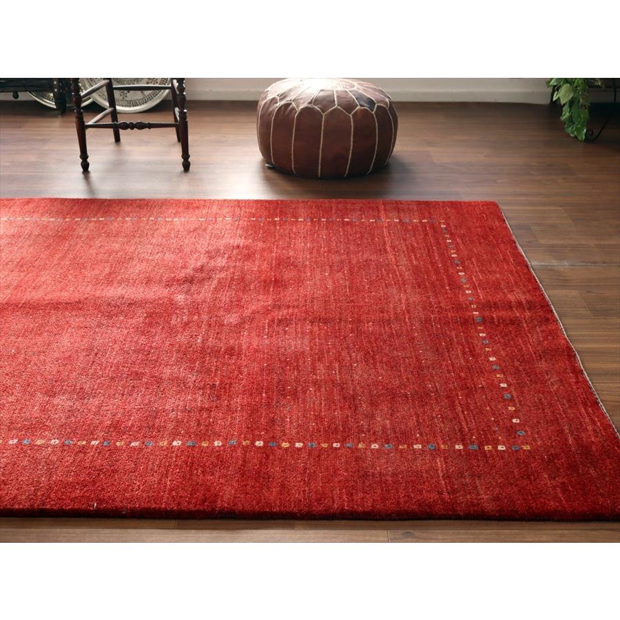 濃淡のあるレッド バナフシェ 195x153cm イランの手織りラグ ギャッベ |  | 02