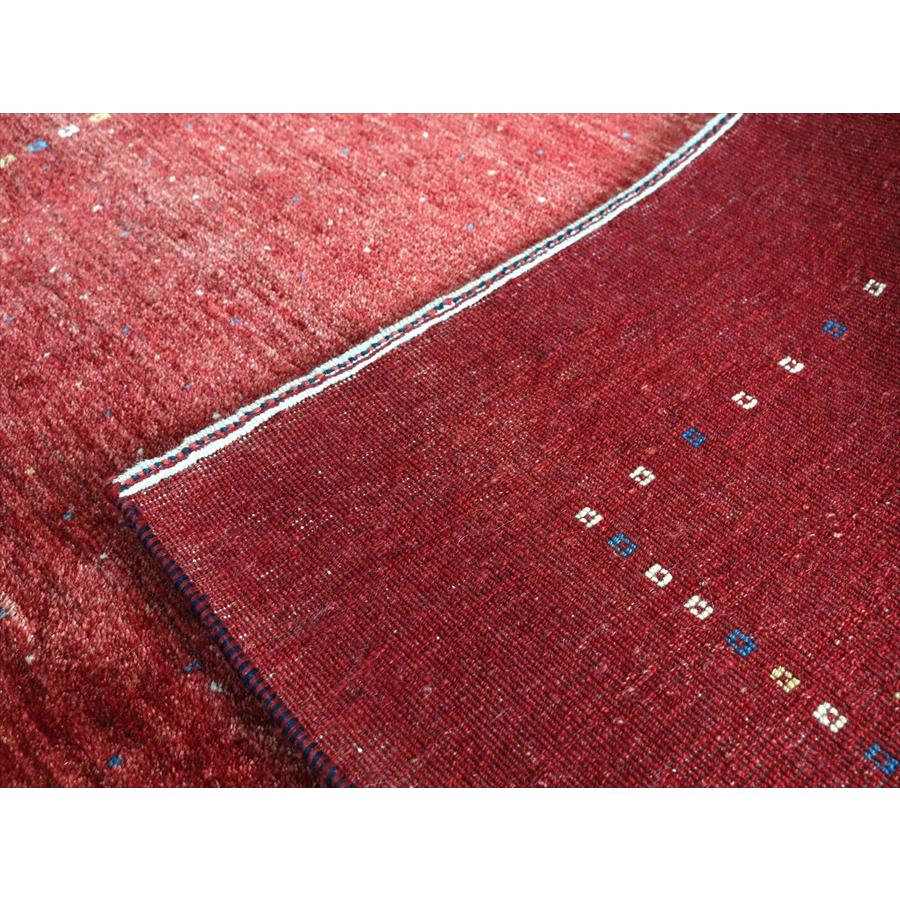 濃淡のあるレッド バナフシェ 195x153cm イランの手織りラグ ギャッベ |  | 07