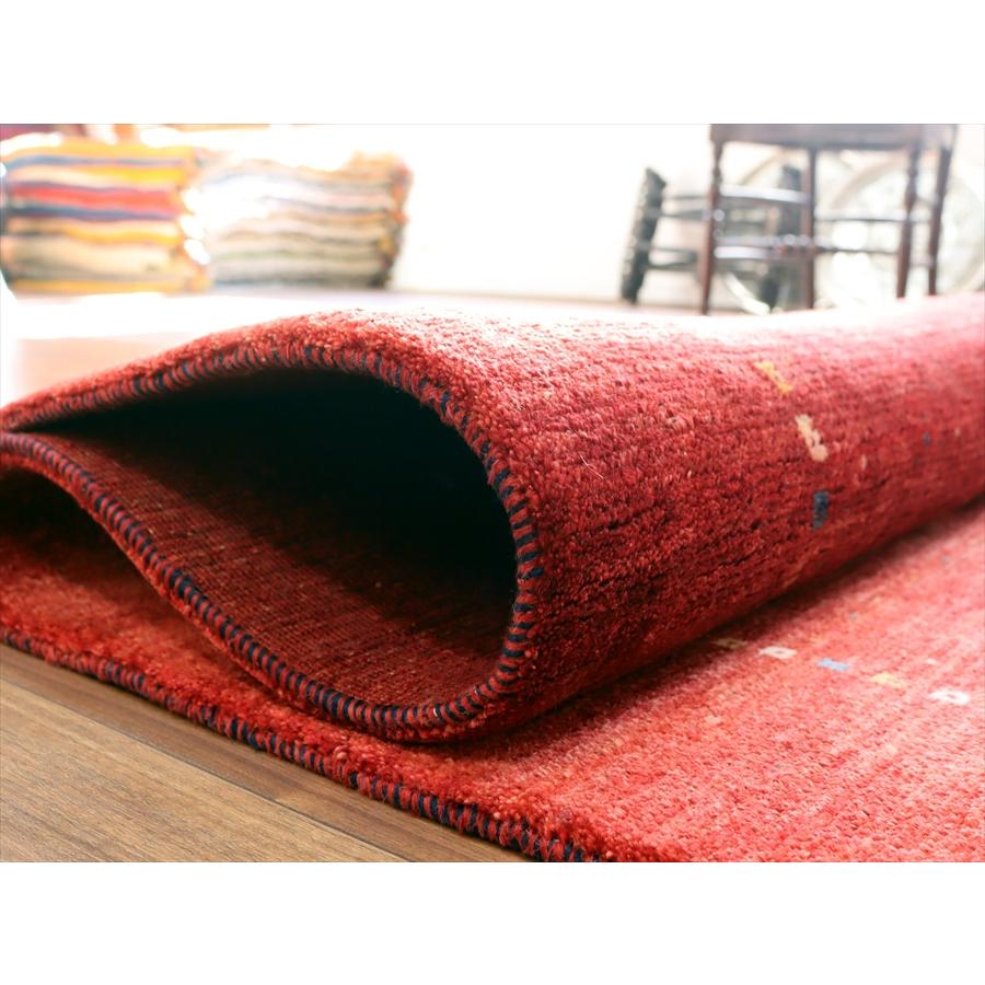 濃淡のあるレッド バナフシェ 195x153cm イランの手織りラグ ギャッベ |  | 09