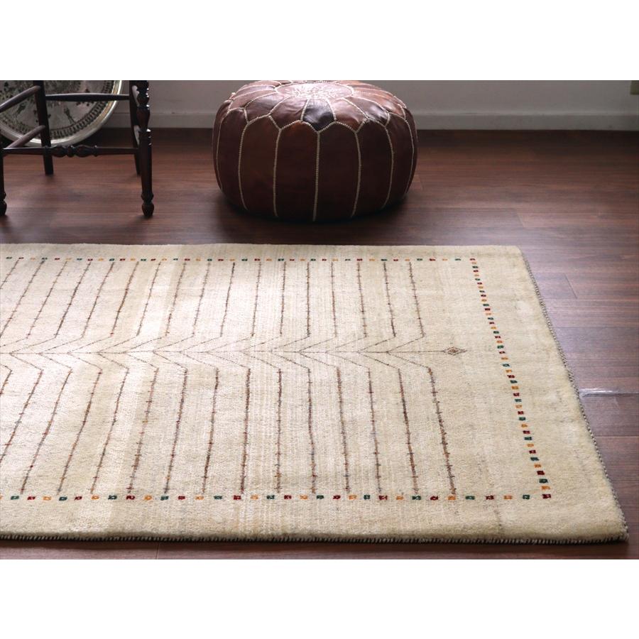 枝葉を伸ばした生命の樹 バナフシェ 177x123cm イランの手織りラグ ギャッベ |  | 02