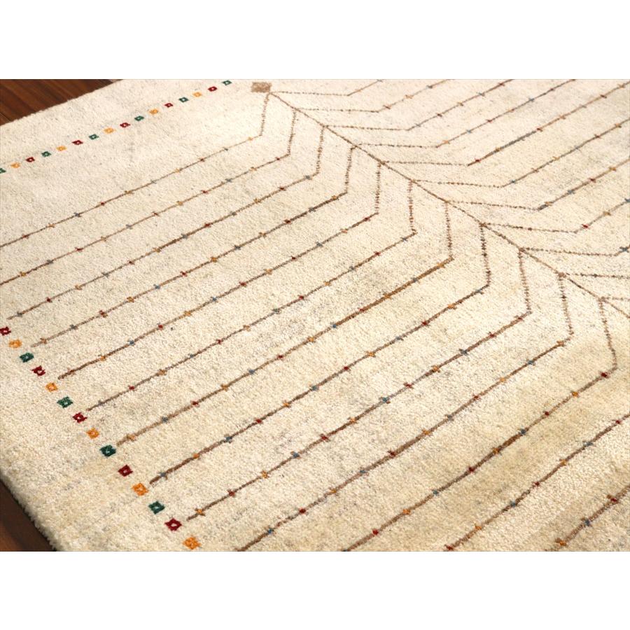 枝葉を伸ばした生命の樹 バナフシェ 177x123cm イランの手織りラグ ギャッベ |  | 06