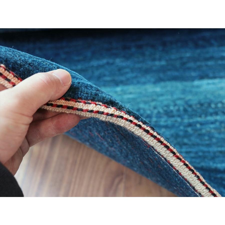 ギャッベ ロリアタシュ 122x80cm ブルーグラデーション 細かな織りの最高級ギャッベ |  | 11