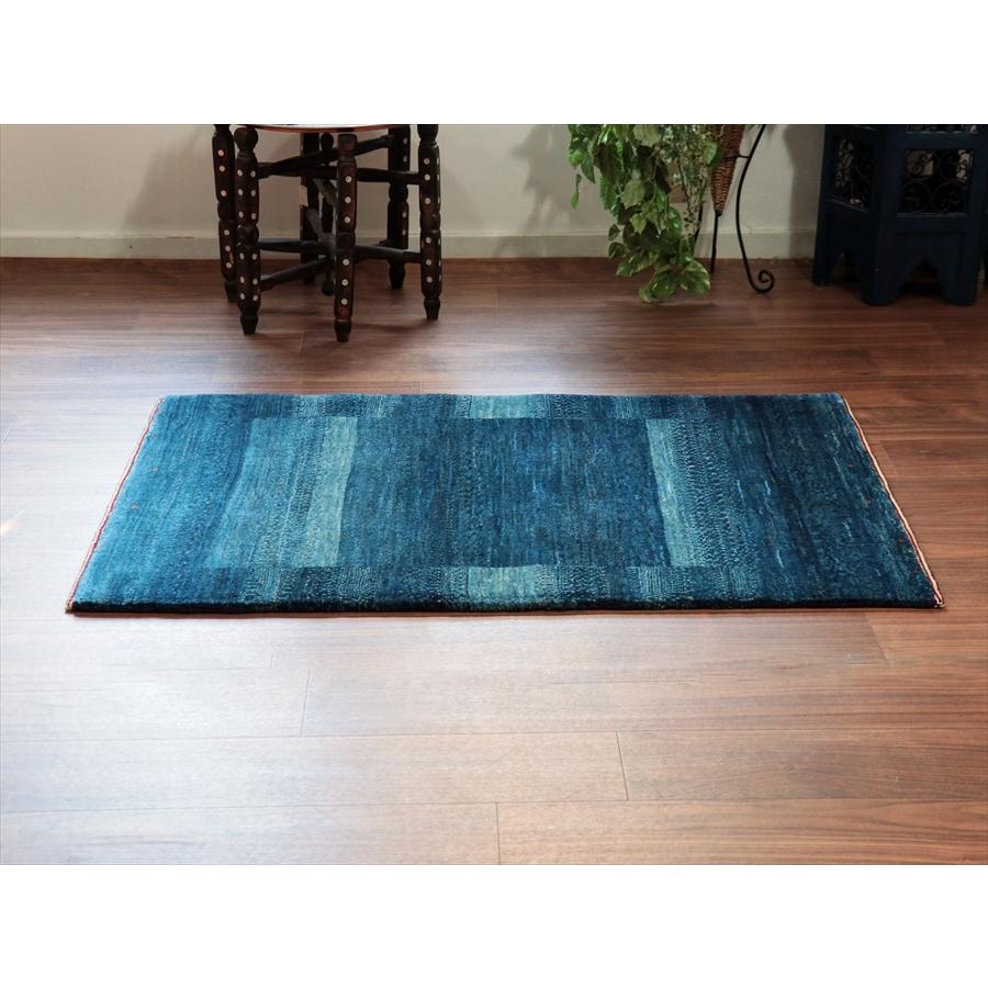 ギャッベ ロリアタシュ 122x80cm ブルーグラデーション 細かな織りの最高級ギャッベ |  | 02