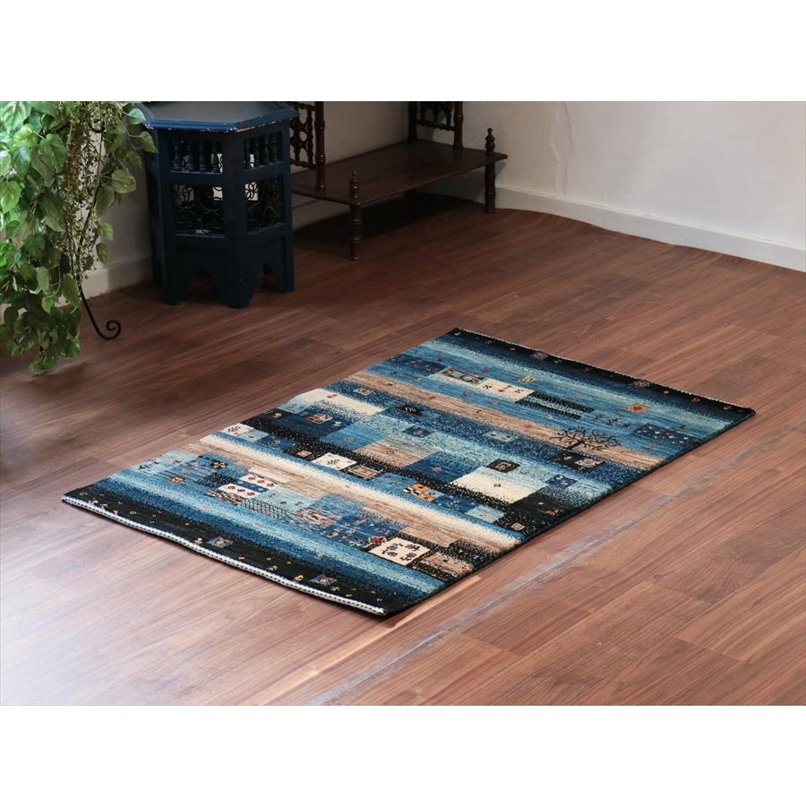 ギャッベ ノウバフト Nowbaft 134x84cm モザイクタイル ブルーグラデーション |  | 01