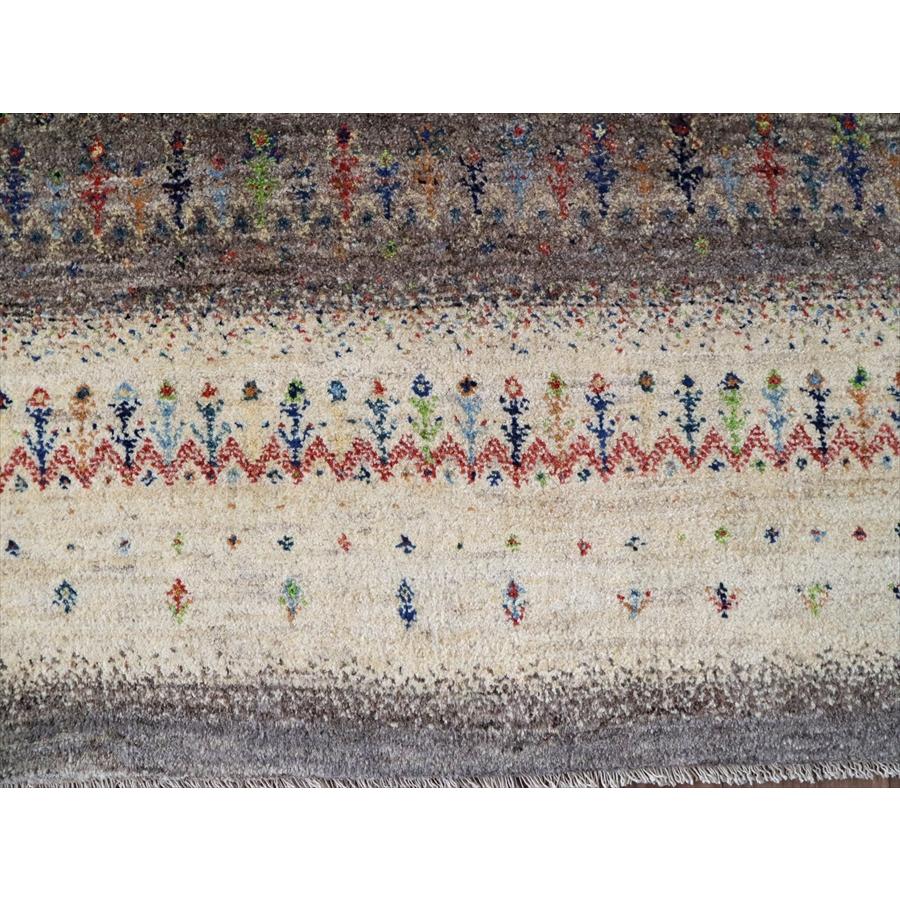 ギャッベ ノマド　 171x117cm ベージュ＆グレー　　イラン産手織り　Gabbeh Nomad |  | 04