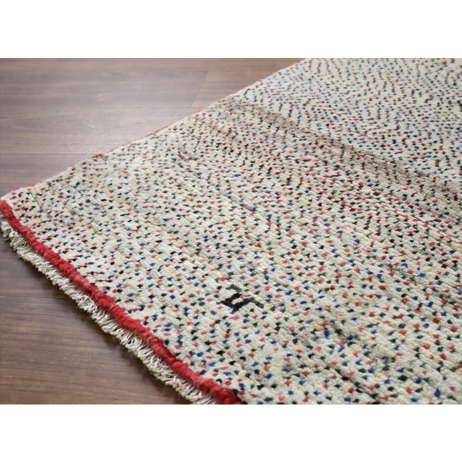 ギャッベ ノマド　 104x75cm ナチュラルアイボリー　ドット　イラン産手織り　Gabbeh Nomad |  | 03