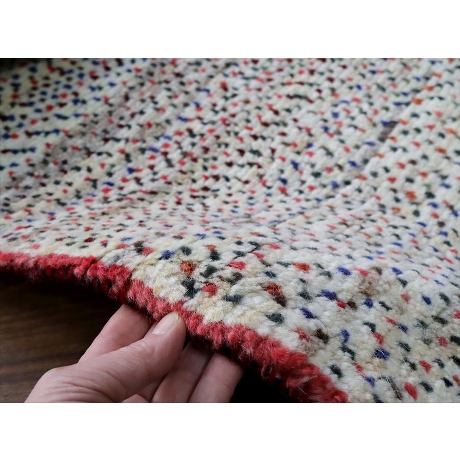 ギャッベ ノマド　 104x75cm ナチュラルアイボリー　ドット　イラン産手織り　Gabbeh Nomad |  | 09