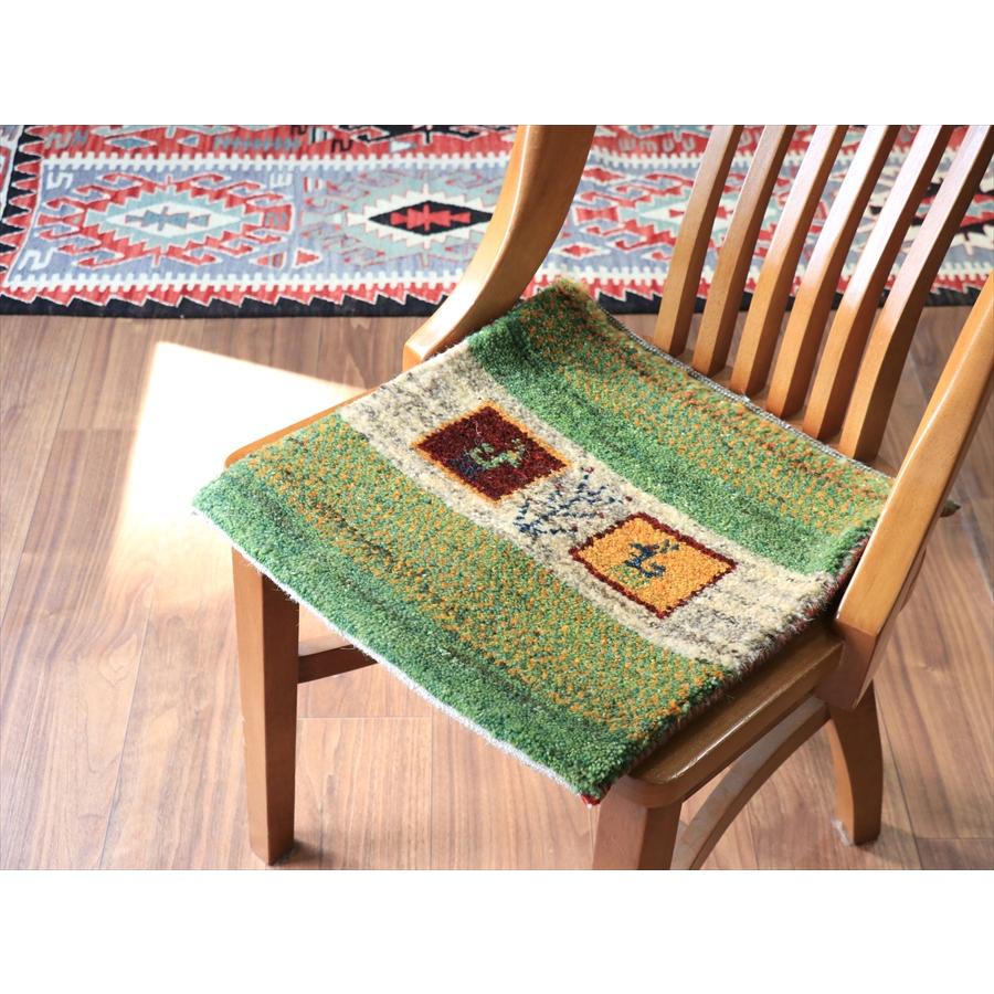 ギャッベ ノマド ミニギャッベ 43x42cm グリーン　動物モチーフ |  | 01