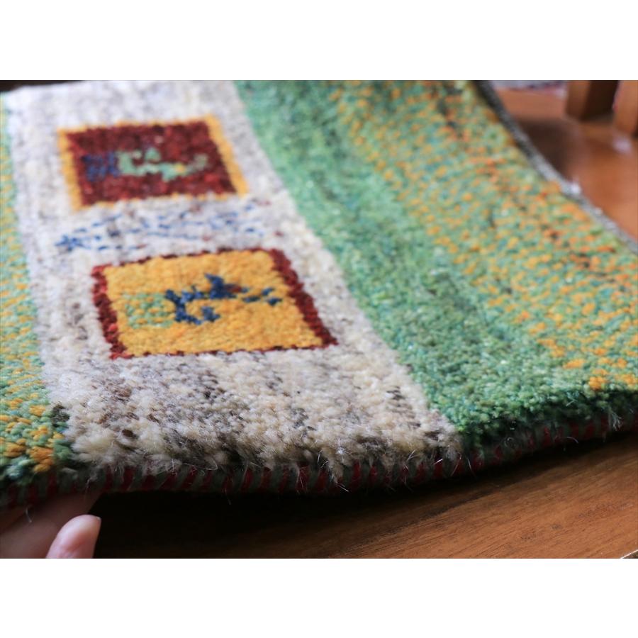 ギャッベ ノマド ミニギャッベ 43x42cm グリーン　動物モチーフ |  | 04