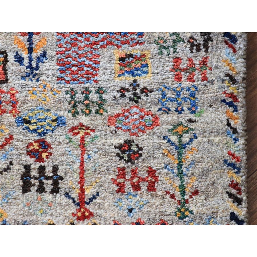 ギャッベ ノマド ミニギャッベ 63x44cm グレー　にぎやかなモチーフ |  | 04