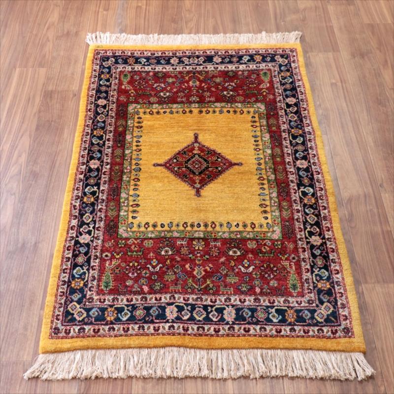 ギャッベ　Luribaft/ルリバフ 152x102cm 緻密な織り　イエロー レッド ネイビー　クラシックデザイン　メダリオン | 