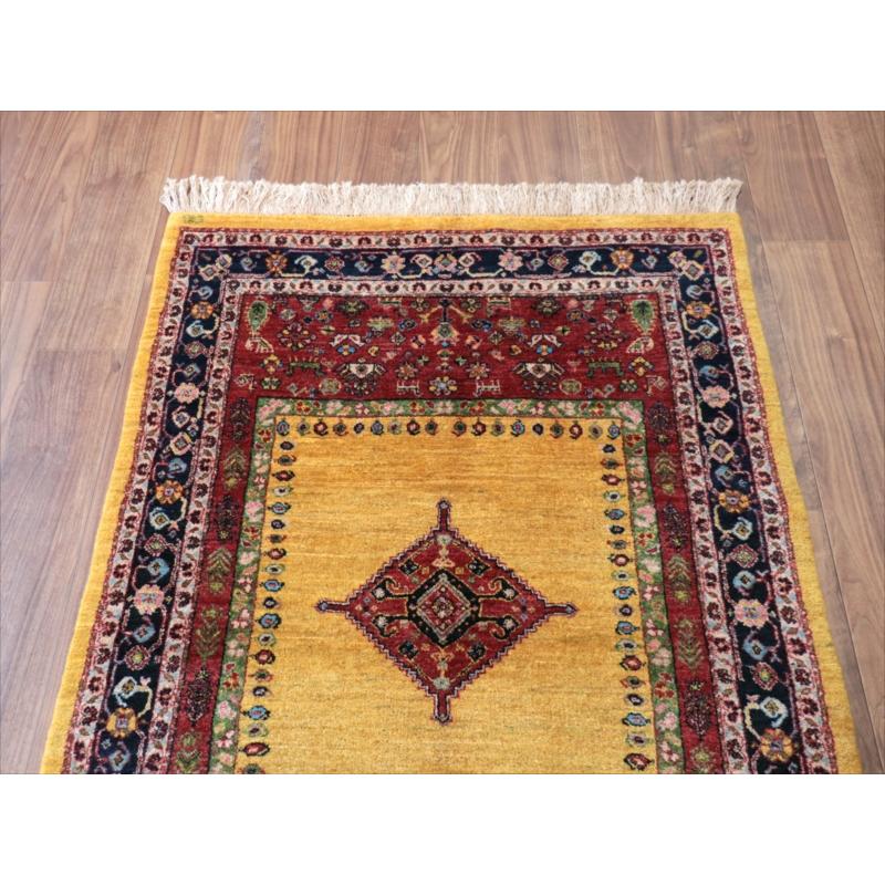 ギャッベ　Luribaft/ルリバフ 152x102cm 緻密な織り　イエロー レッド ネイビー　クラシックデザイン　メダリオン |  | 02