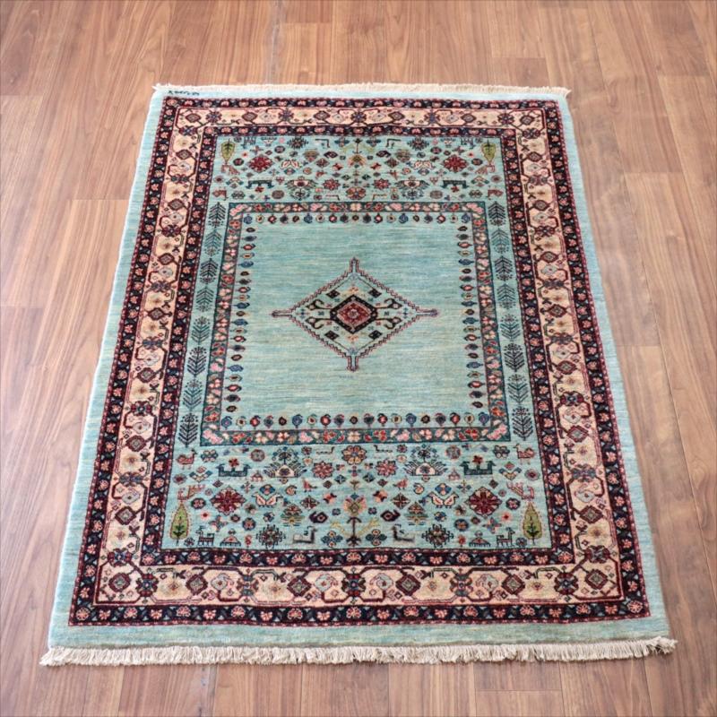 ギャッベ　Luribaft/ルリバフ 152x113cm ペールブルー 小花と幾何学モチーフ | 