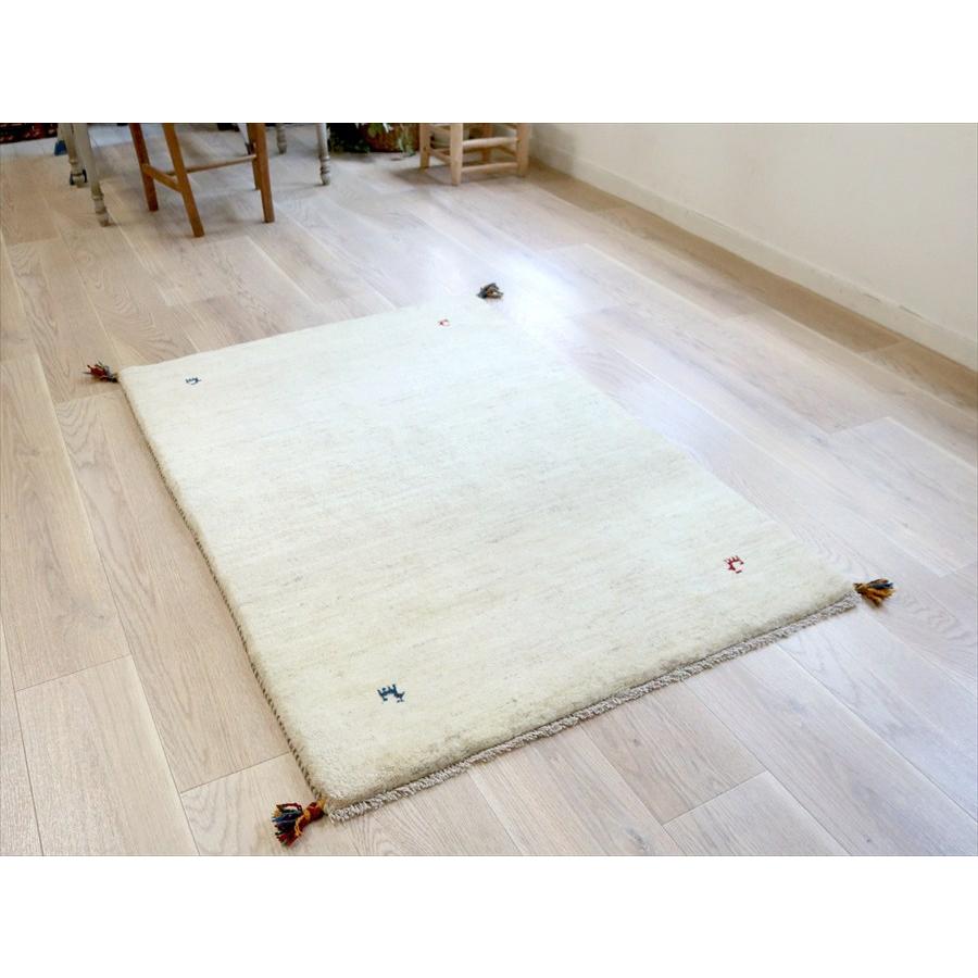 ギャッベ イラン産 手織りラグ 143×98cm Gabbeh ナチュラルアイボリー |  | 06