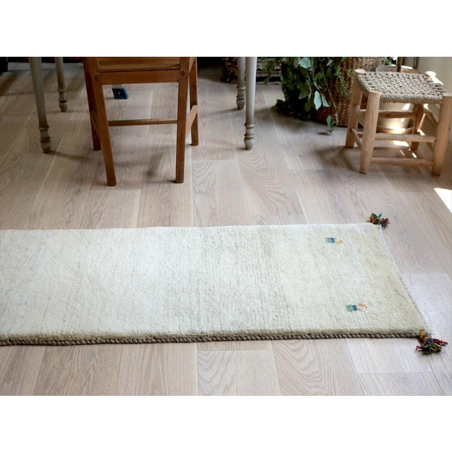 ギャッベ 無地 天然羊毛のアイボリー 173×60cm  カシュカイ族の手織りラグ　イラン産　 |  | 05