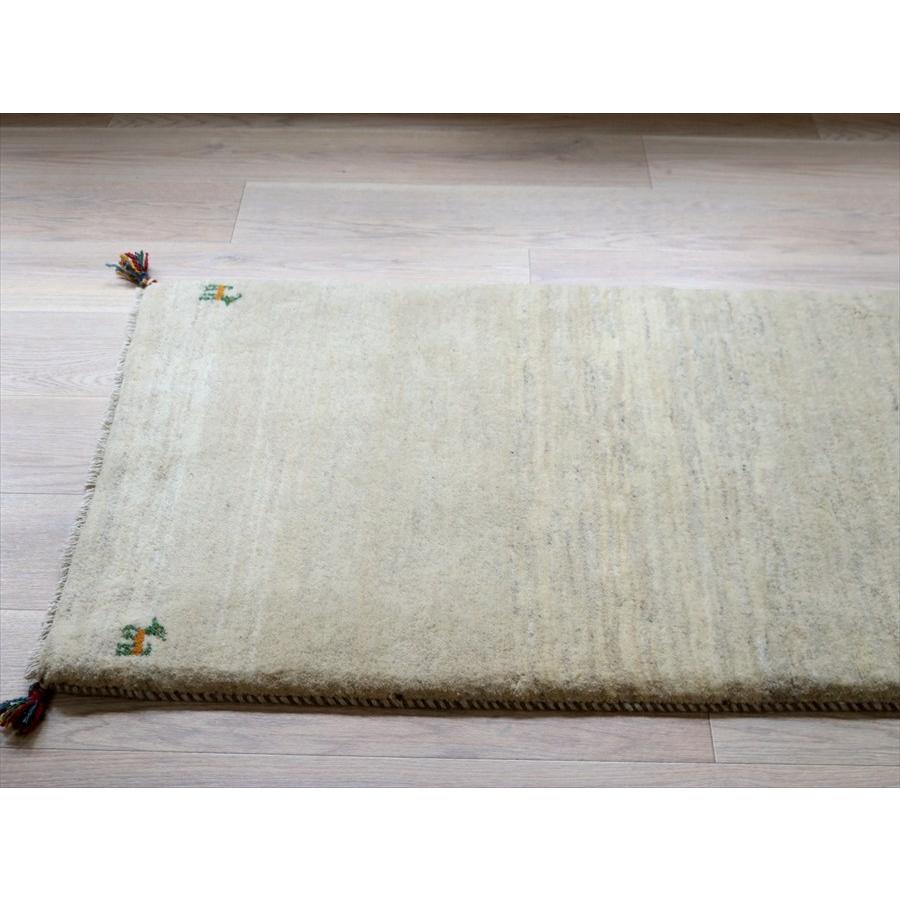 ギャッベ 無地 天然羊毛のアイボリー 193×73cm  カシュカイ族の手織りラグ　イラン産　 |  | 03