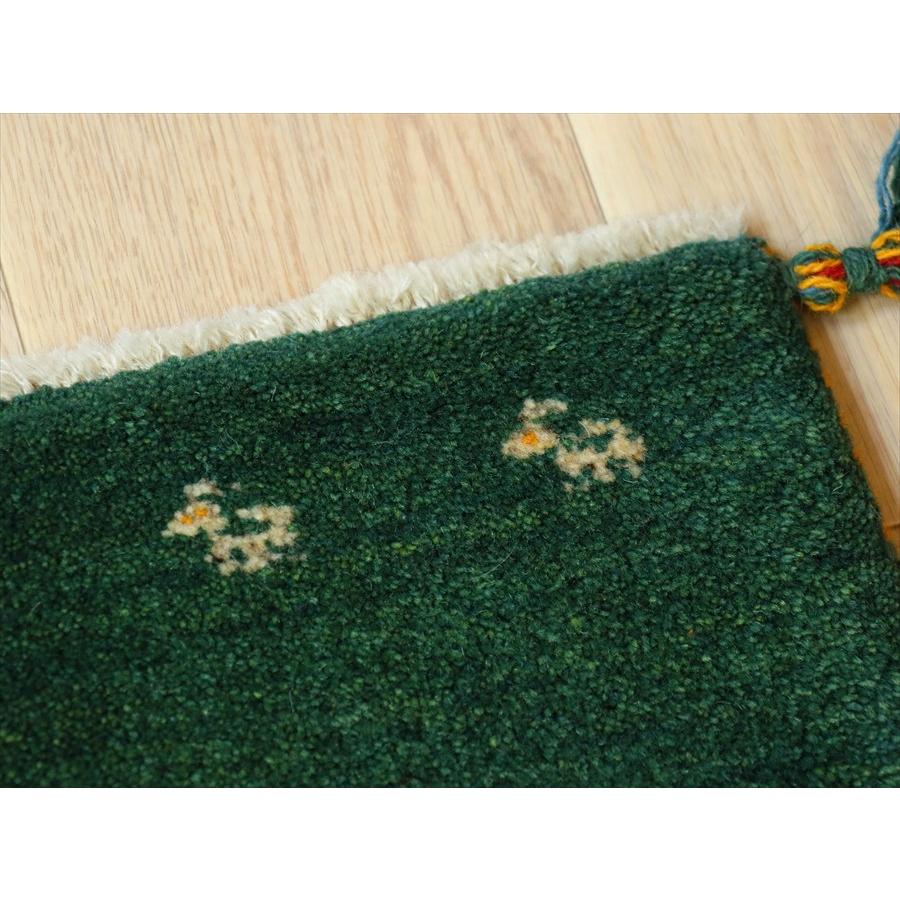 ギャベ イラン産手織り 88×58cm ブルーグリーン |  | 04