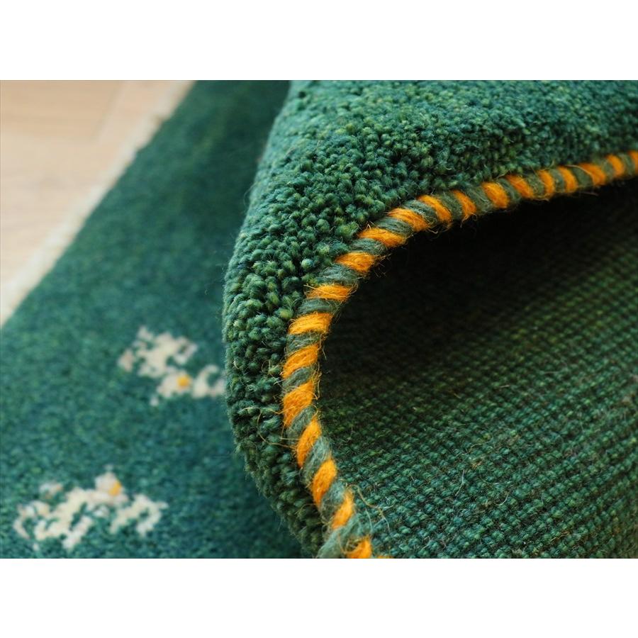 ギャベ イラン産手織り 88×58cm ブルーグリーン |  | 06