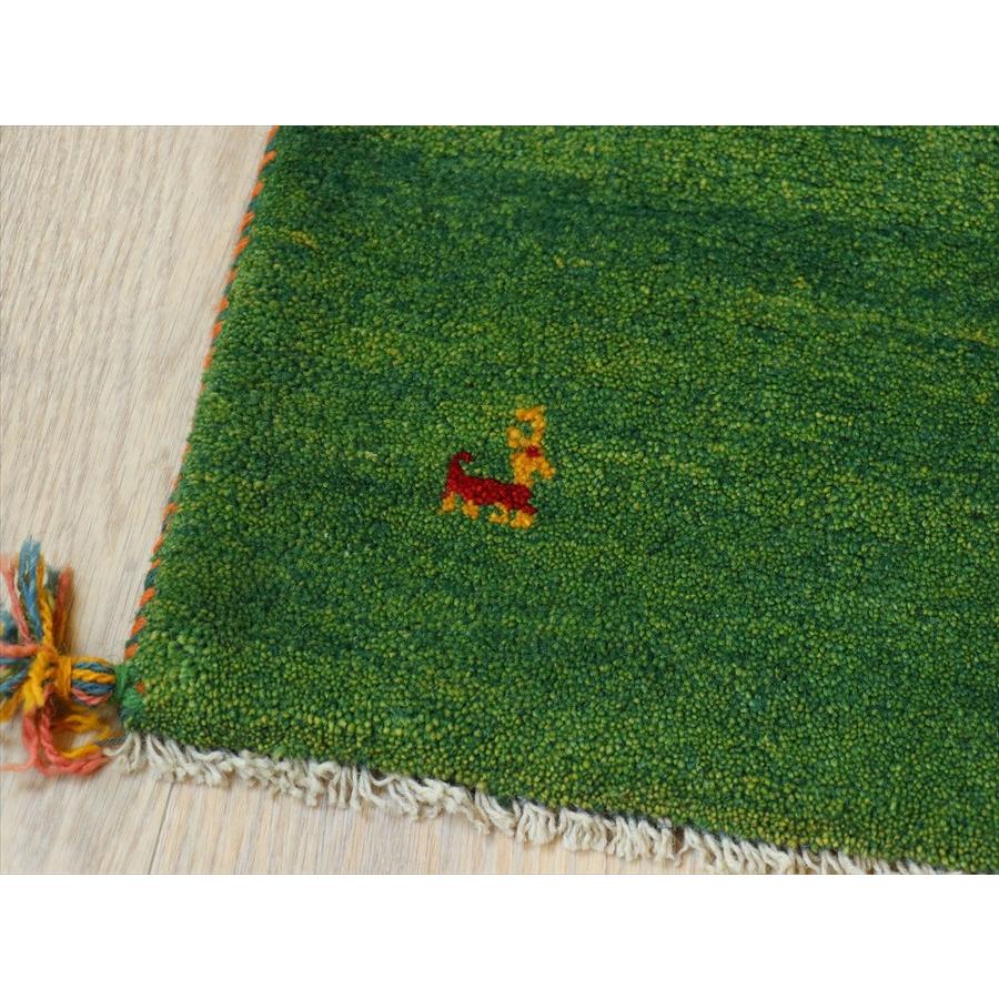 ギャベ イラン産手織り 90×63cm グリーングラデーション　シンプル　無地 |  | 03